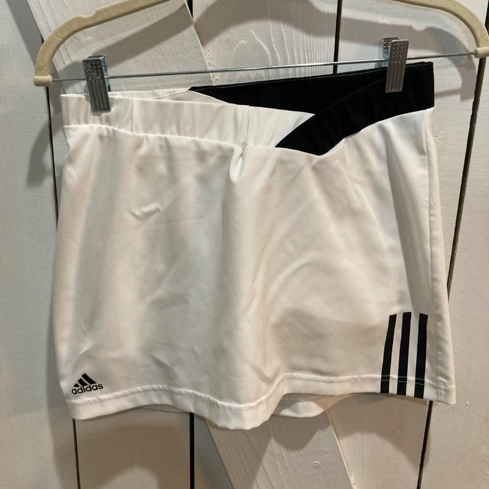 Adidas girls black white tennis skirt large